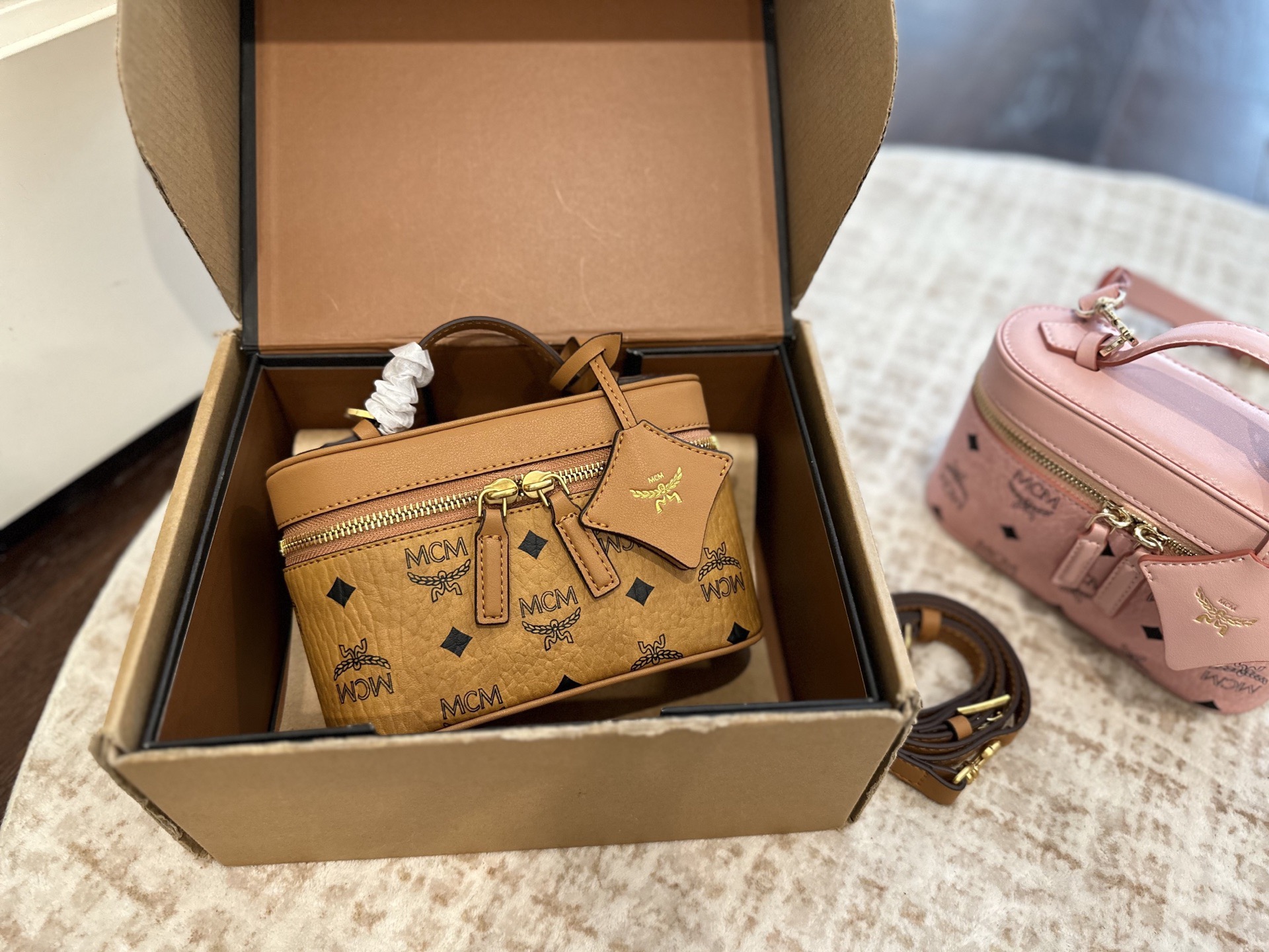 1:1 Replica MCM bag Gift box packaging size 20.12cm — 1:1 Replica