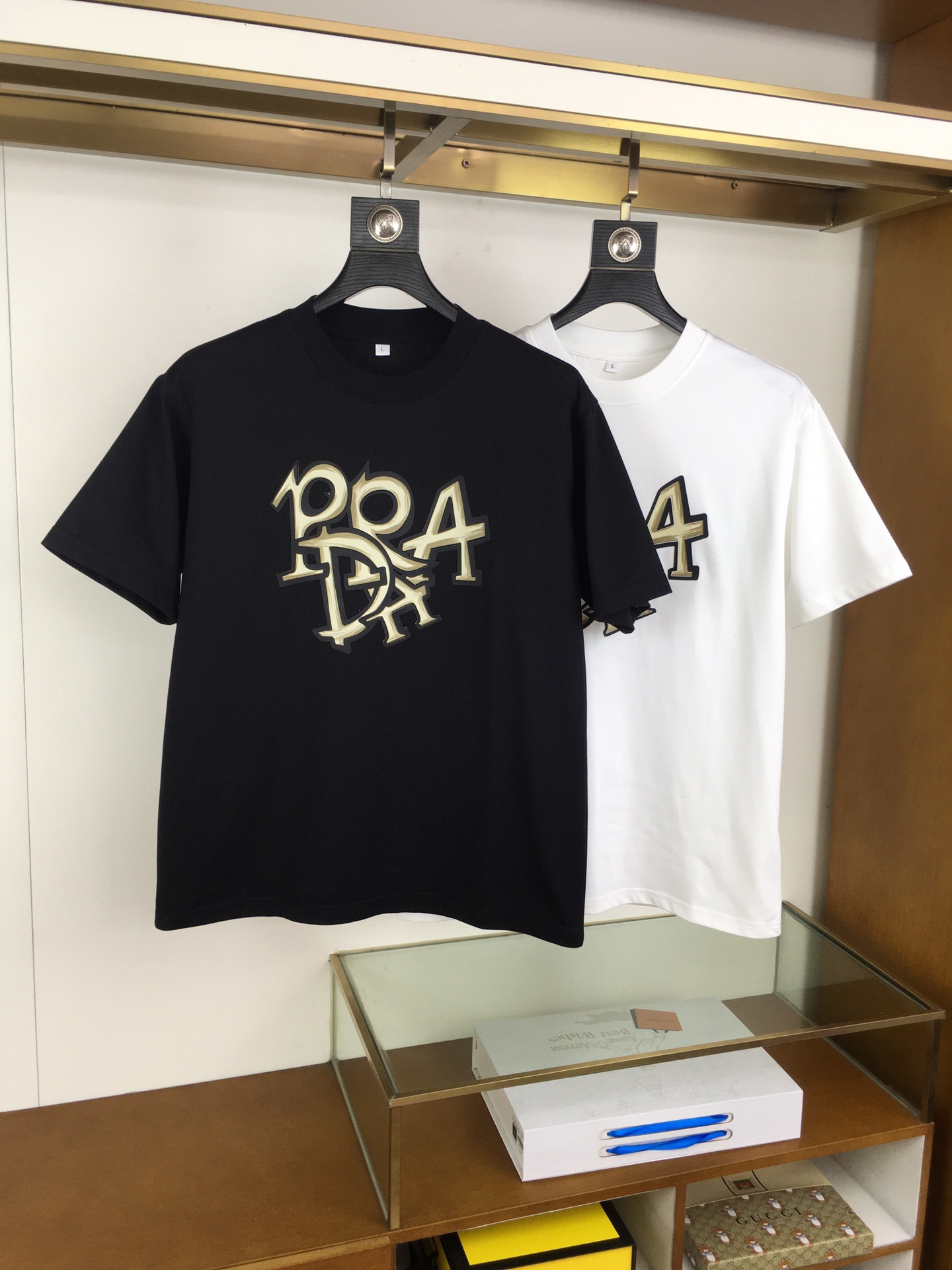 1:1 Replica Prada men — 1:1 Replica