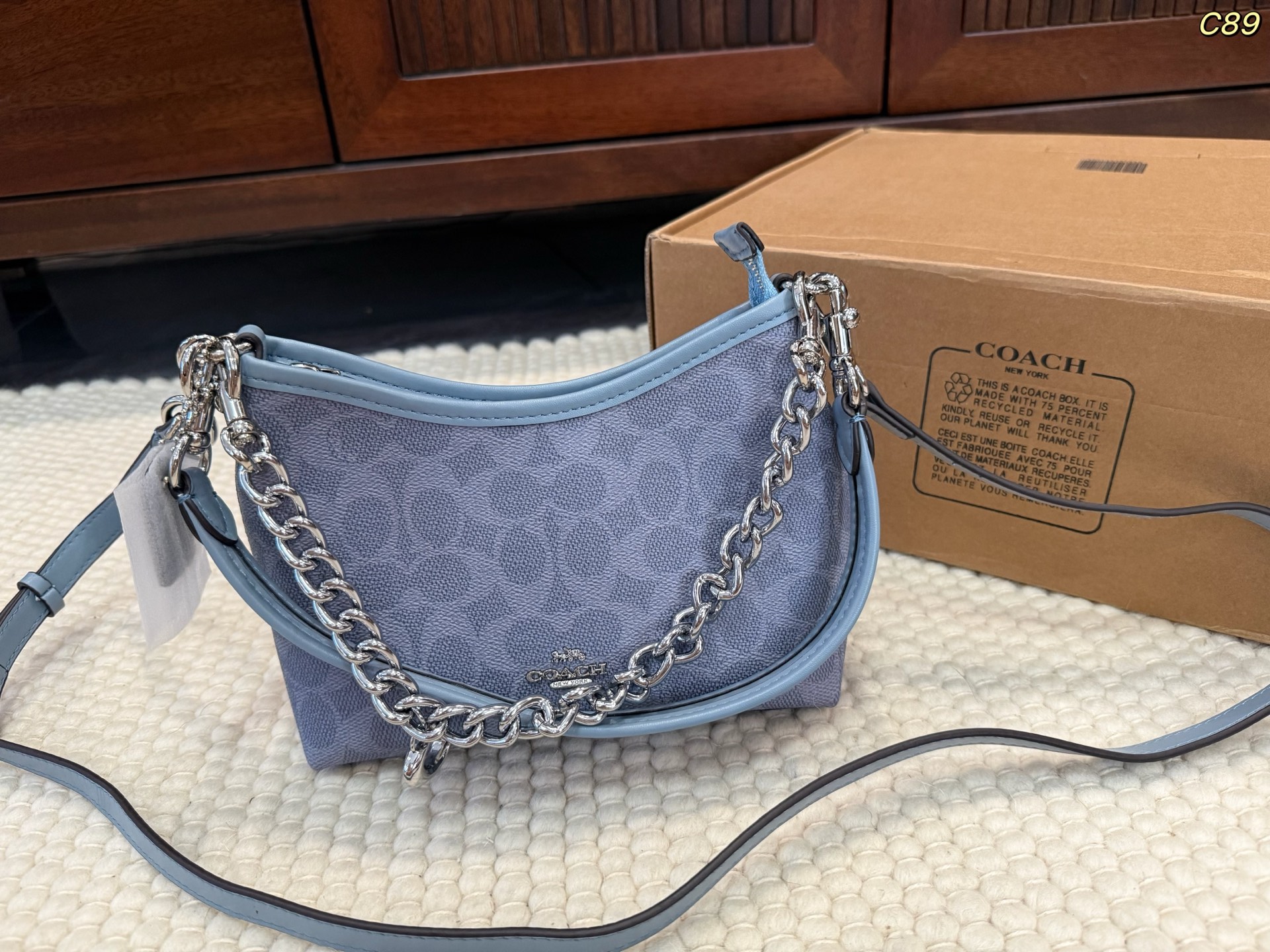 1:1 Replica COACH bag Airplane box — Premium Replica