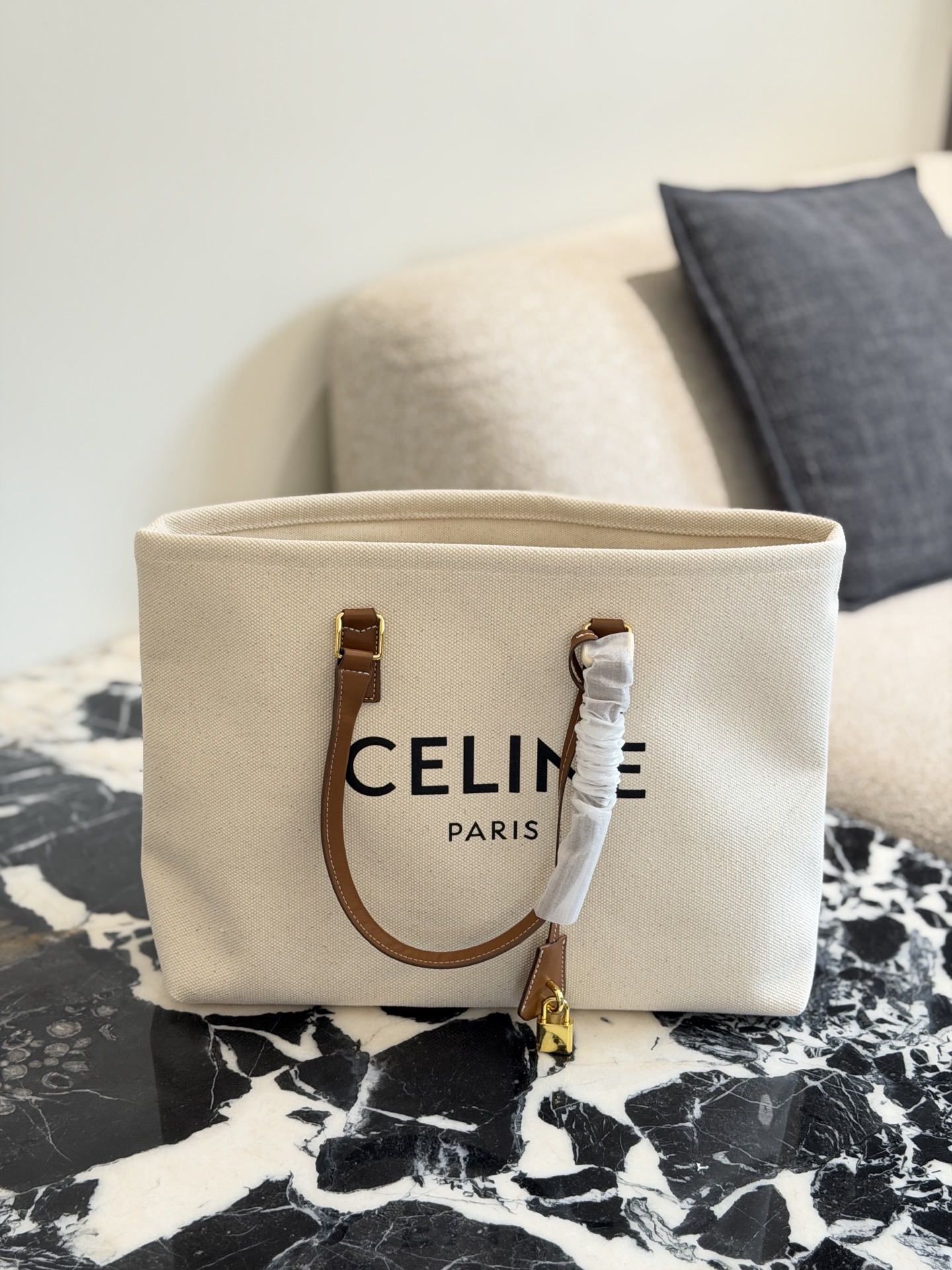 1:1 Replica Celine bag CELINE Cabas ​​ — Premium Replica