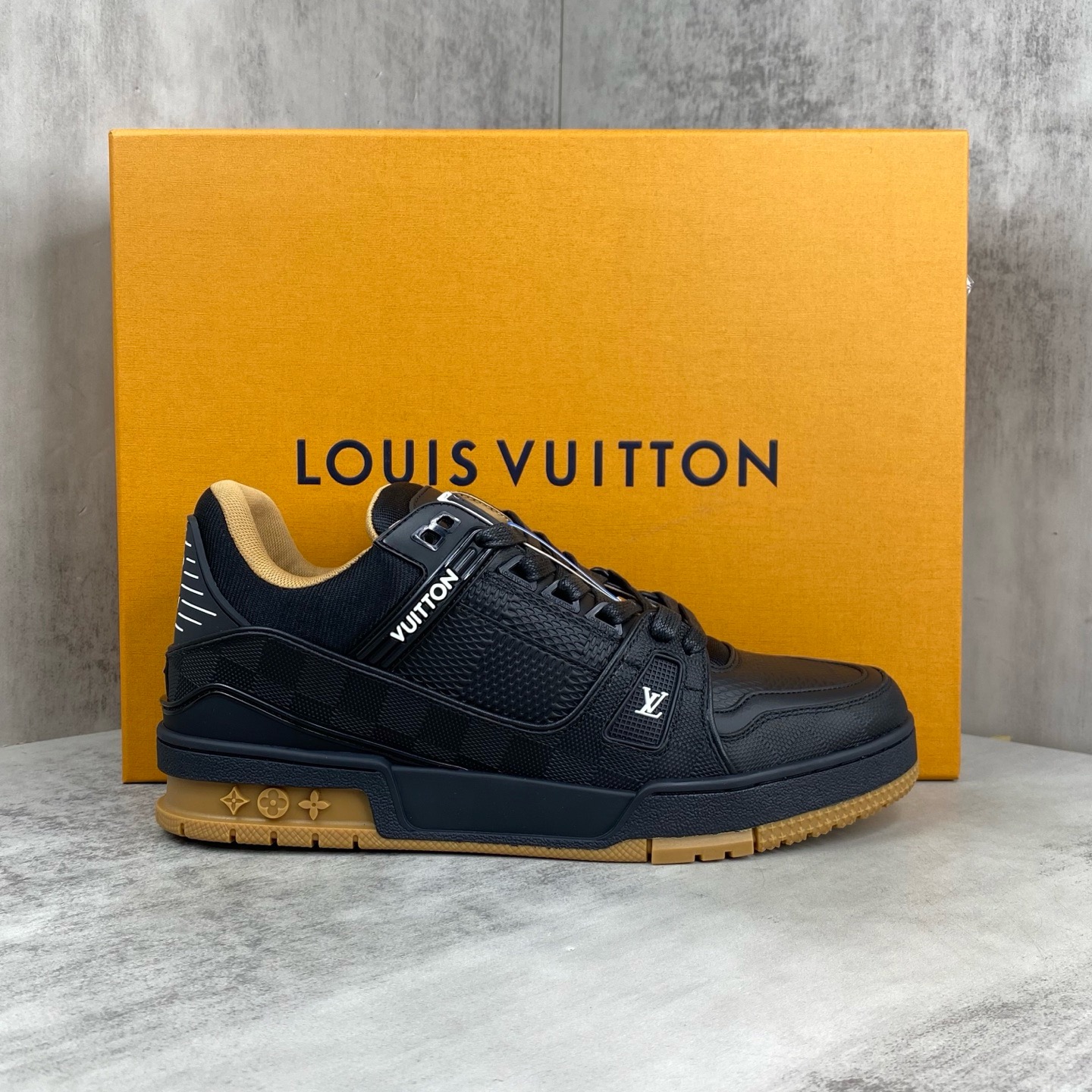 1:1 Replica Louis Vuitton shoe Top 360 — Premium Replica