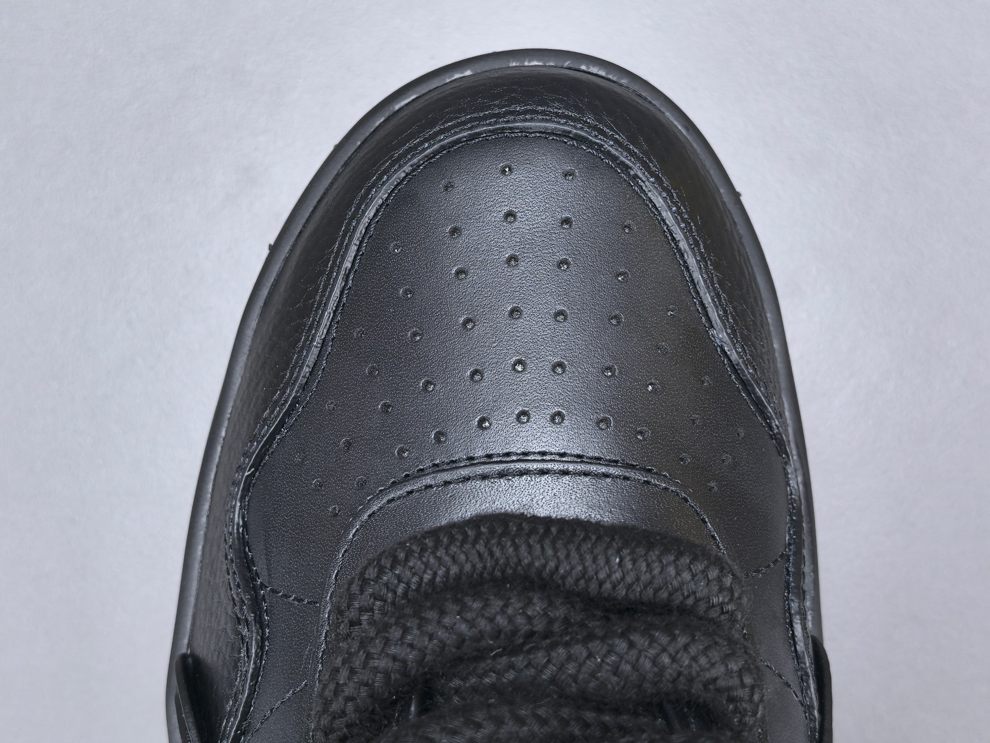 1:1 Replica VALENTINO shoe P Channel Advantage Wholesale Available — AAA Quality Replica
