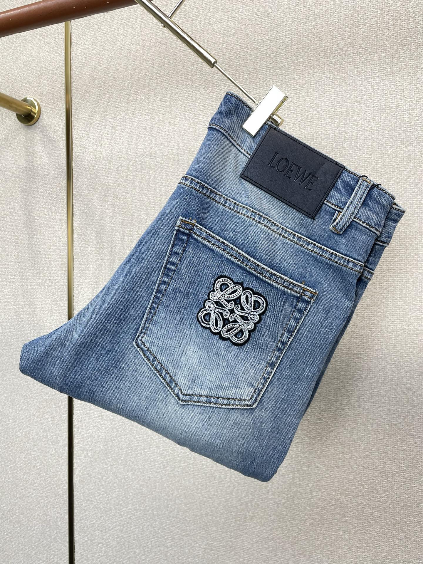 1:1 Replica Loewe men LOEWE 29-38 — AAA Quality Replica