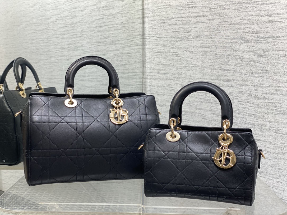 1:1 Replica Dior bag Untitled — Premium Replica