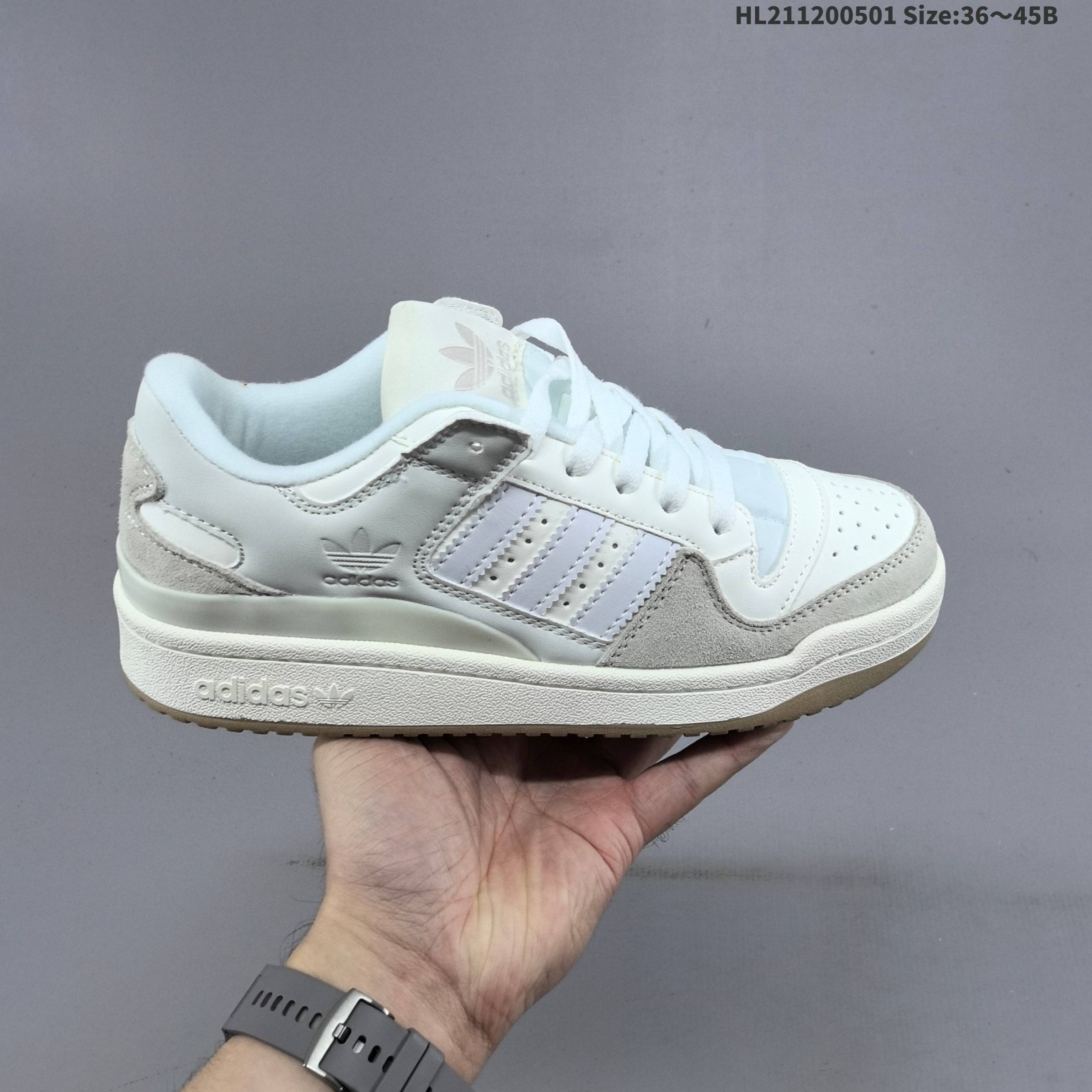 1:1 Replica Adidas Forum Low CL84 — Premium Replica
