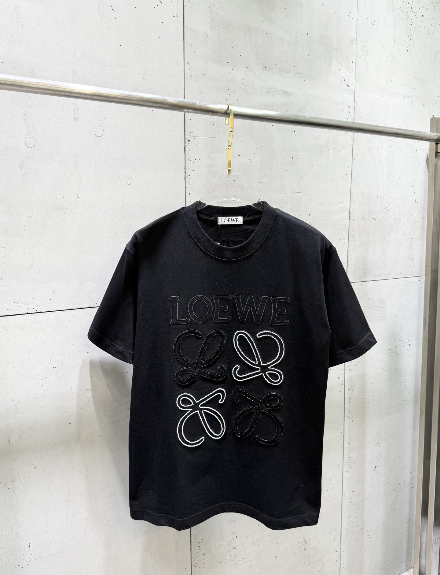 1:1 Replica Loewe men Loewe 2026 T — AAA Quality Replica