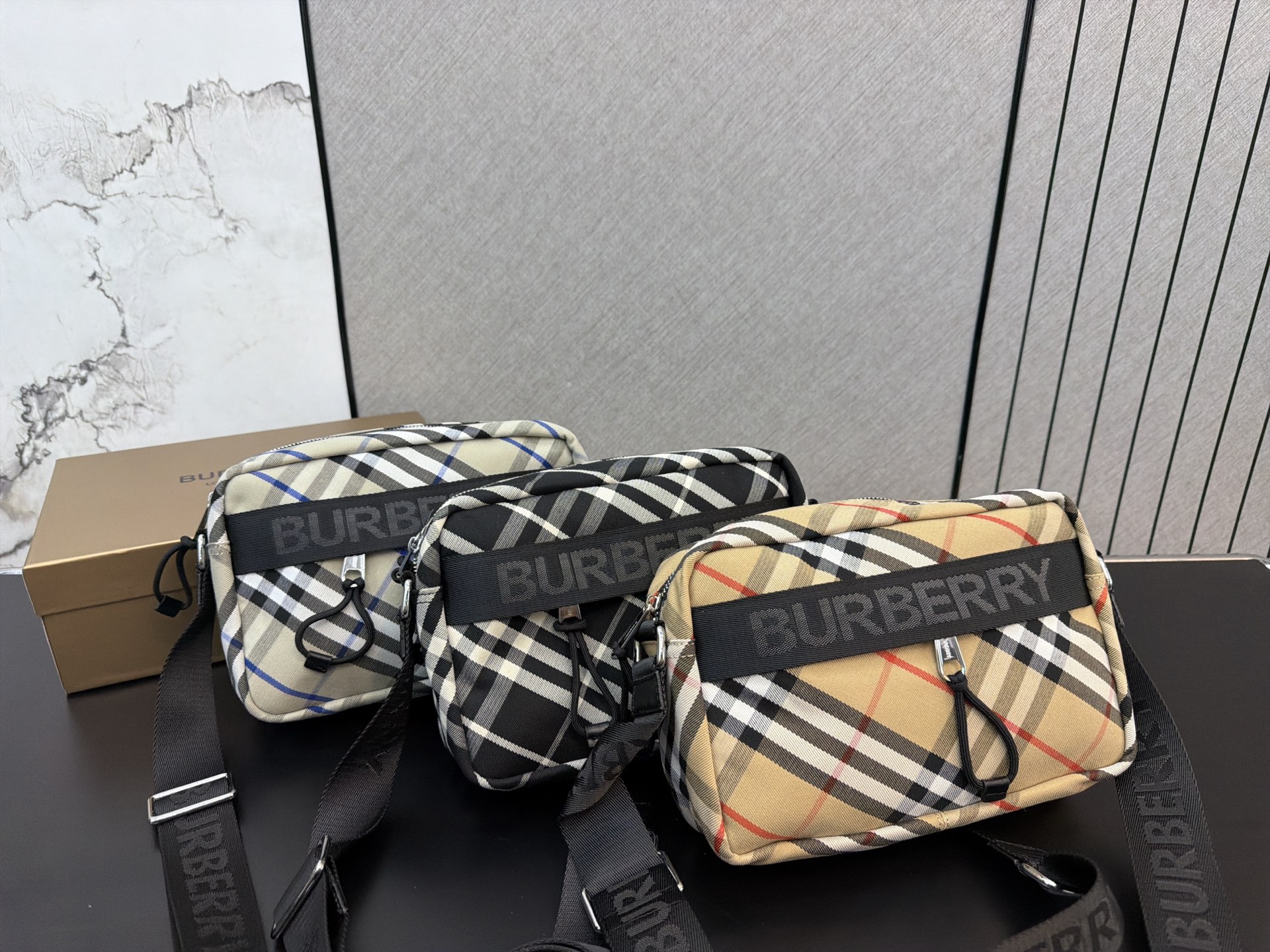 1:1 Replica Burberry bag Burberry — Premium Replica