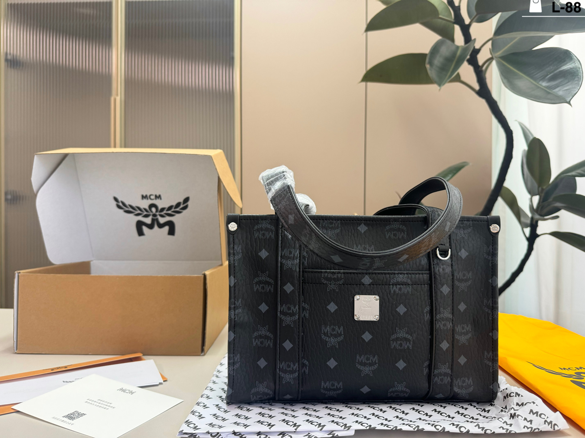 1:1 Replica MCM bag Mcm — AAA Quality Replica