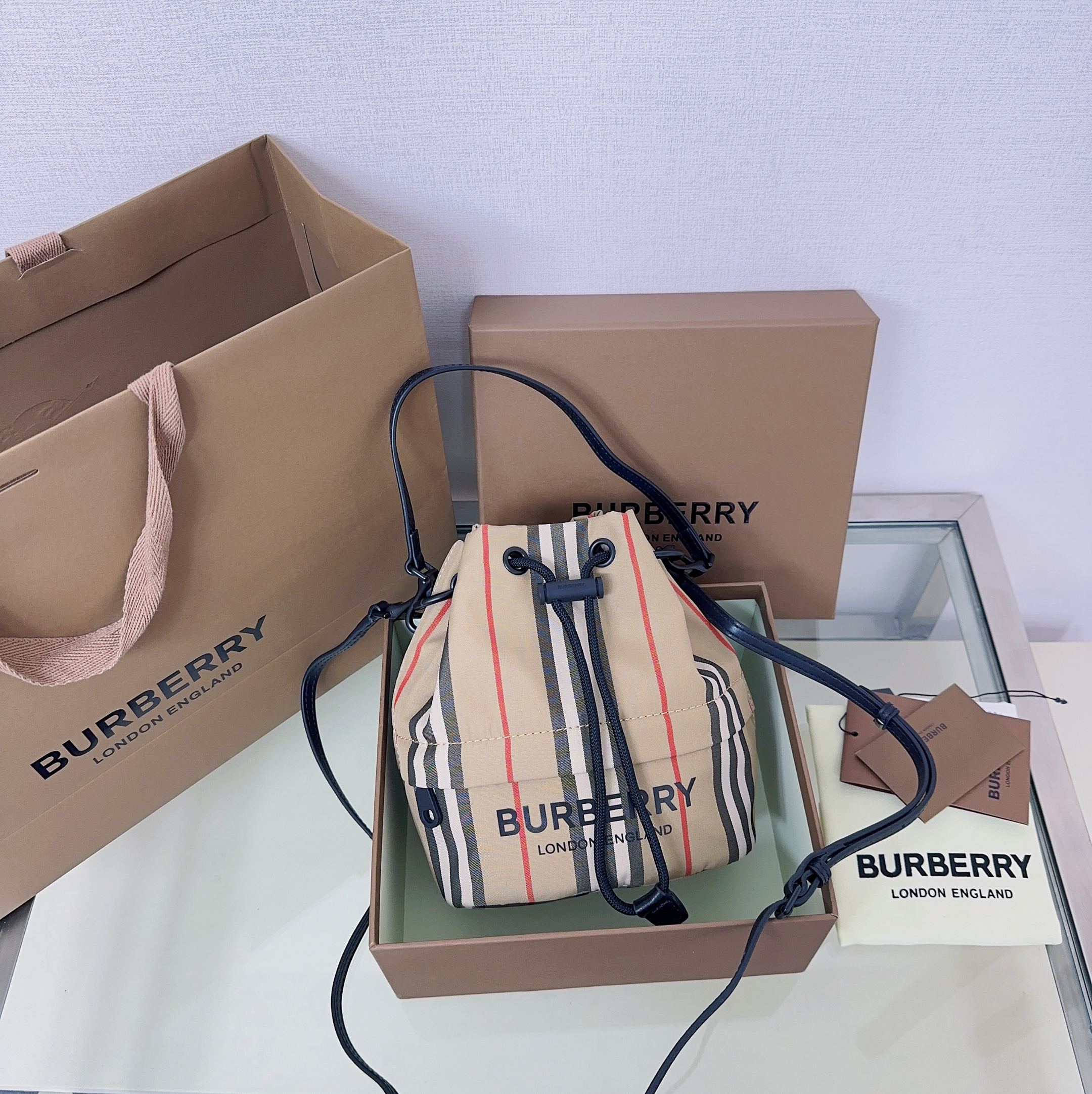 1:1 Replica Burberry bag Spot goods — Premium Replica