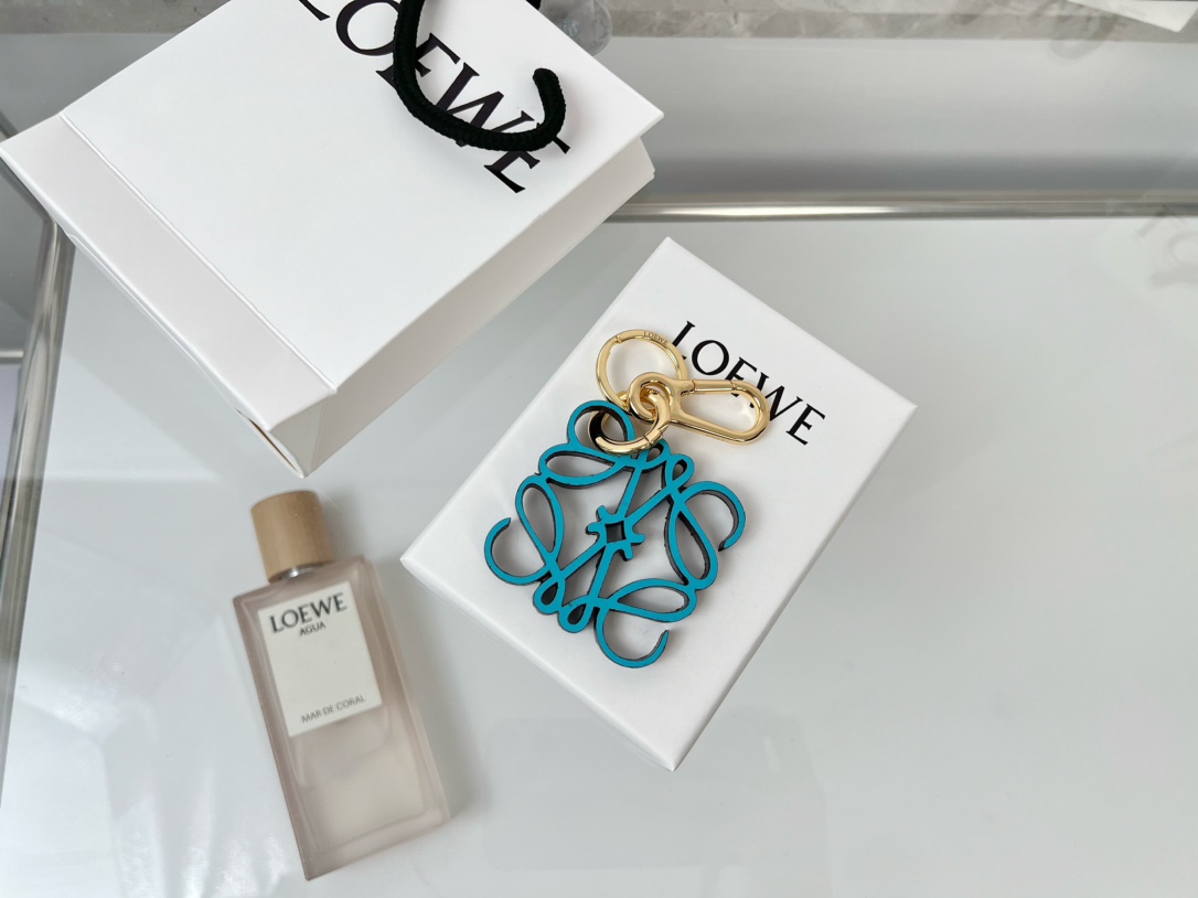 1:1 Replica LOEWE bag — AAA Quality Replica