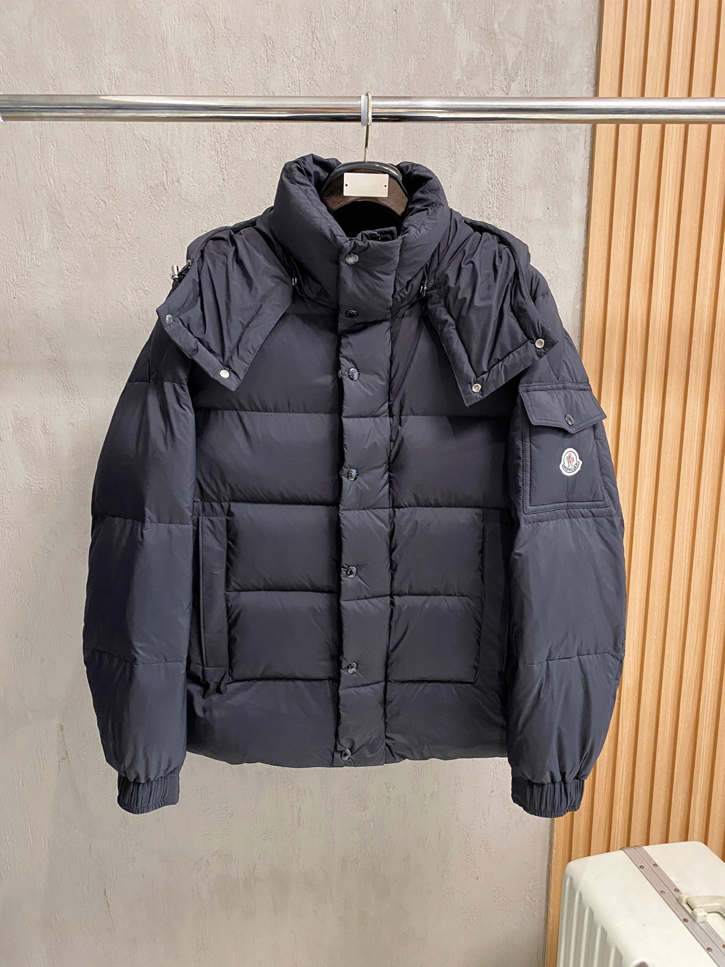 1:1 Replica Moncler down jacket D -590 Moncler — 1:1 Replica