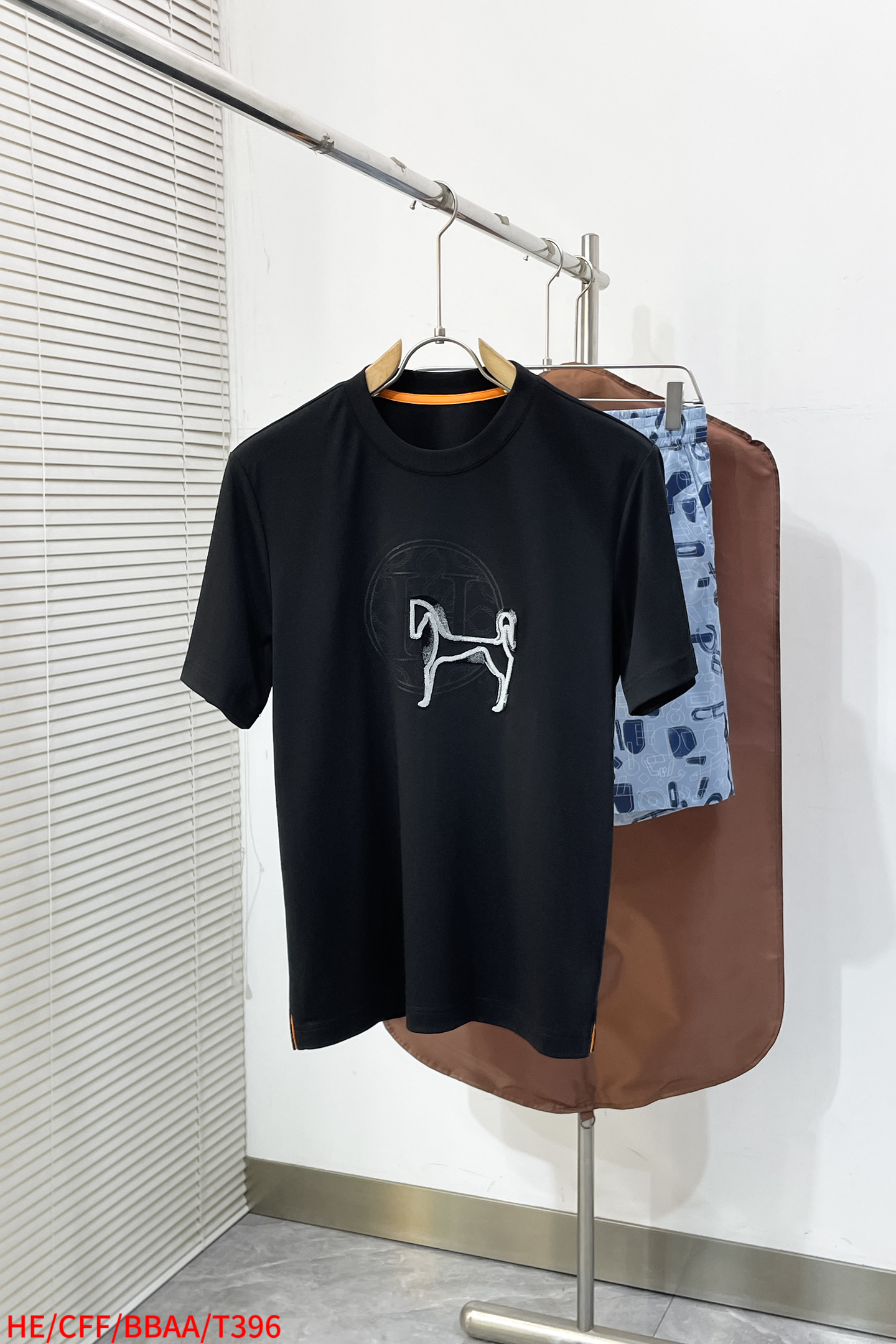 1:1 Replica Hermes Men New HERMES T — AAA Quality Replica