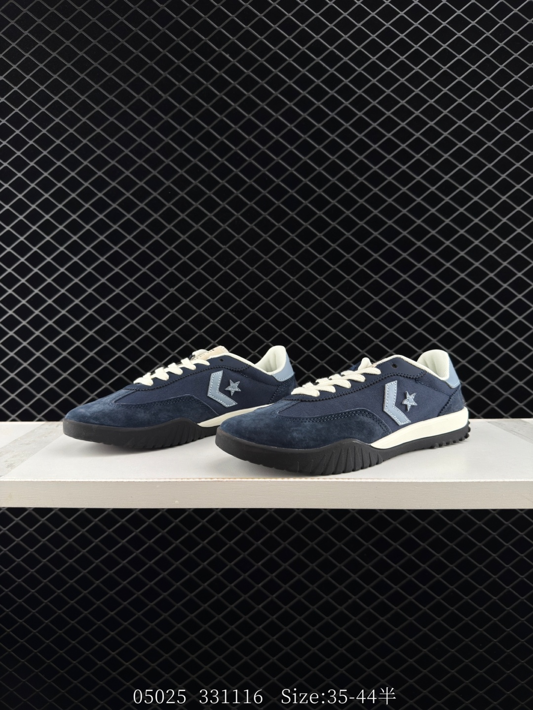 1:1 Replica Converse Run Star Trainer + — Premium Replica