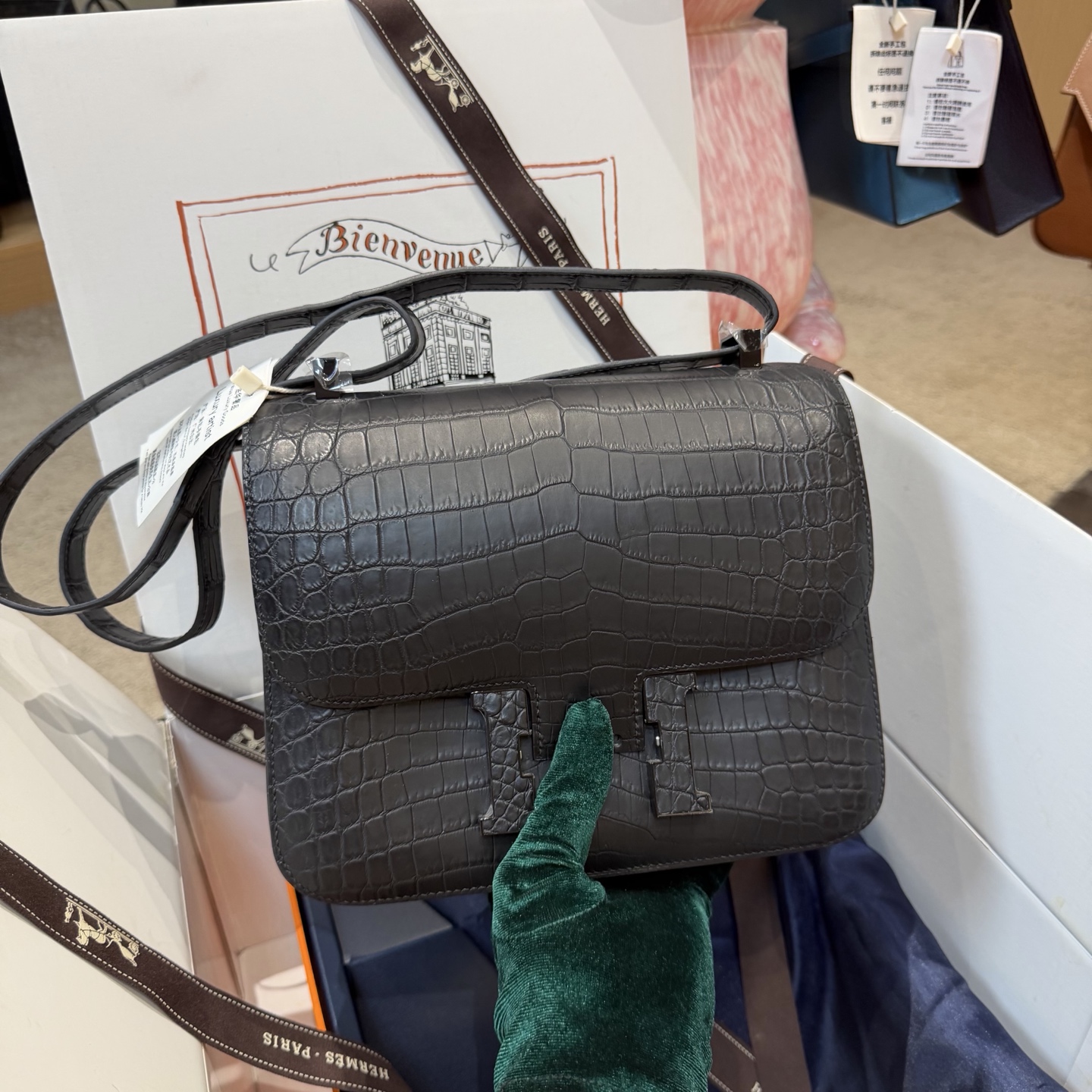 1:1 Replica Hermes bag Stewardess 24cm collection — Premium Replica