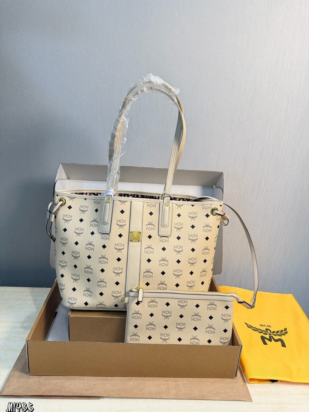 1:1 Replica MCM bag (gift box packaging) — 1:1 Replica