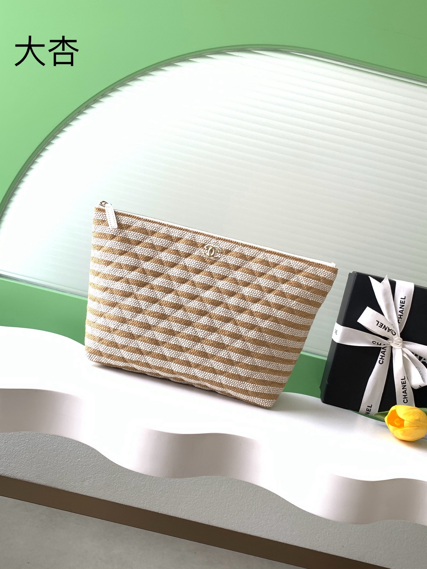 1:1 Replica Chanel bag C + C Logo — Premium Replica