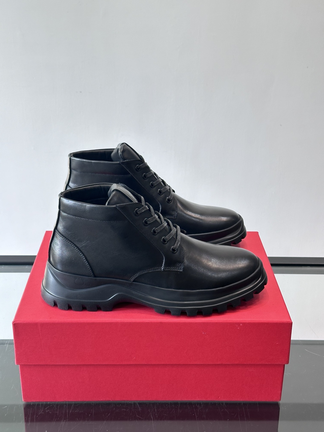 1:1 Replica Ferragamo shoe — Premium Replica