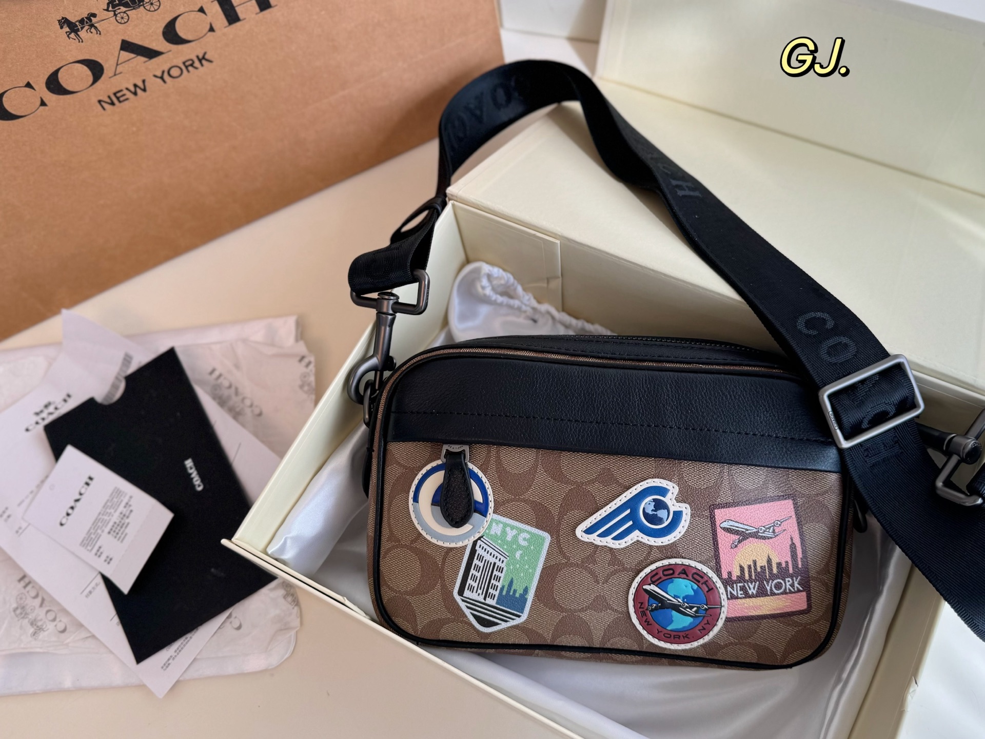 1:1 Replica COACH bag folding box) — AAA Quality Replica