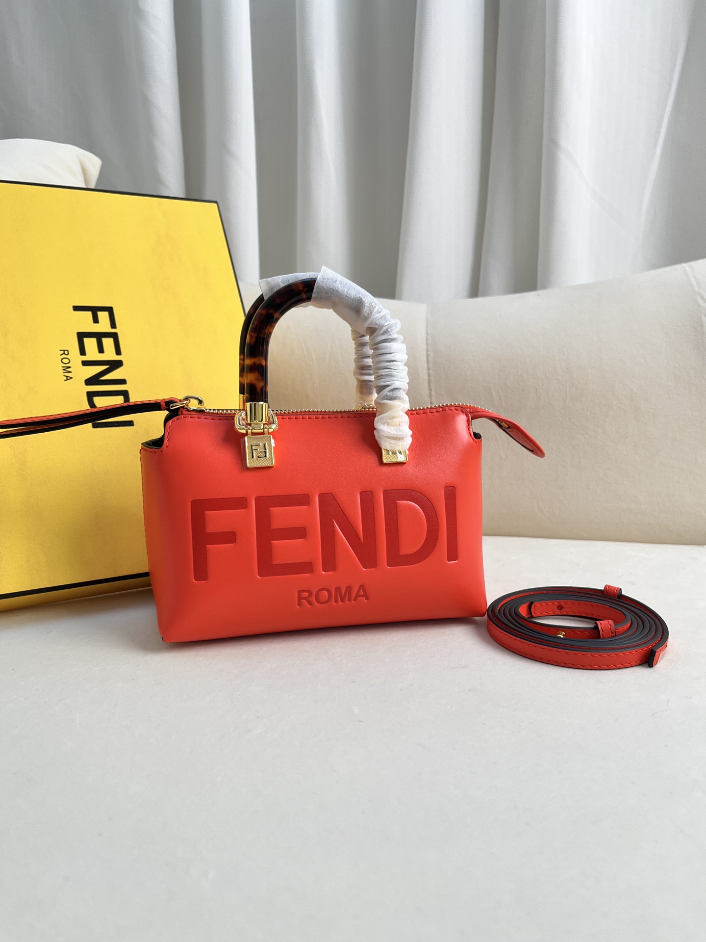 1:1 Replica Fendi bag Premium — AAA Quality Replica