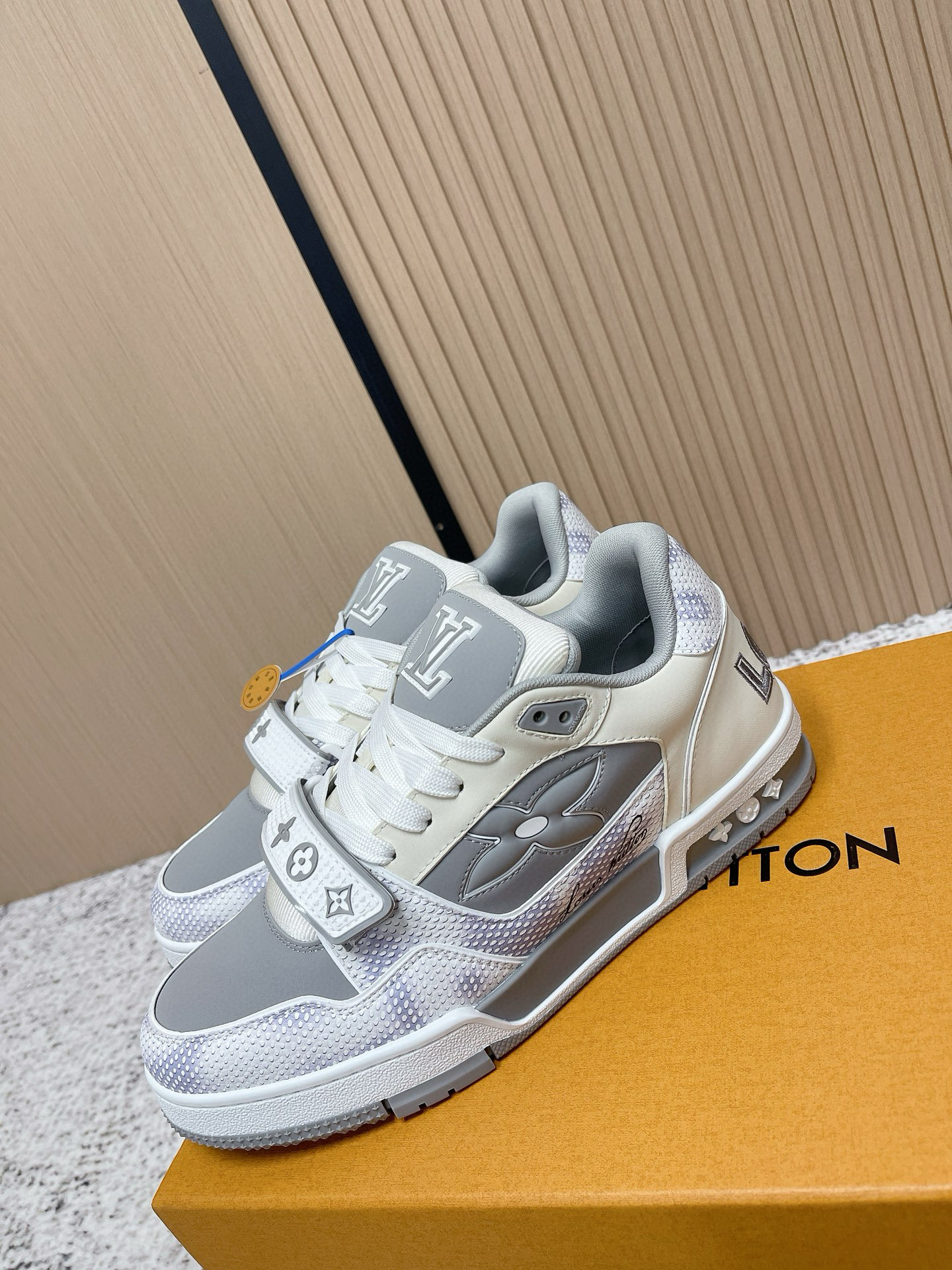 1:1 Replica Louis Vuitton shoe Top — AAA Quality Replica