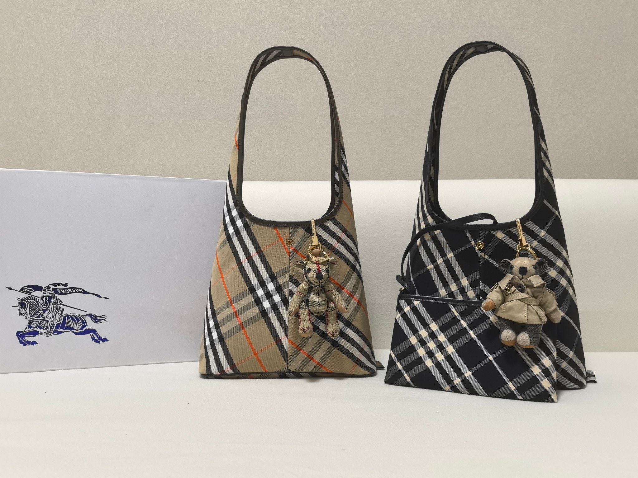 1:1 Replica Burberry bag Untitled — 1:1 Replica