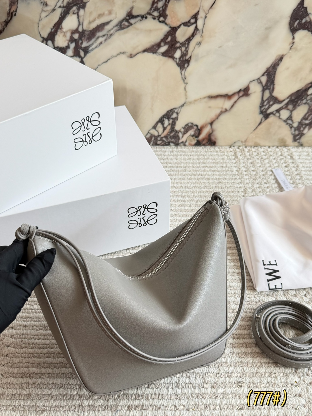 1:1 Replica LOEWE bag size 17-27* 16cm — AAA Quality Replica