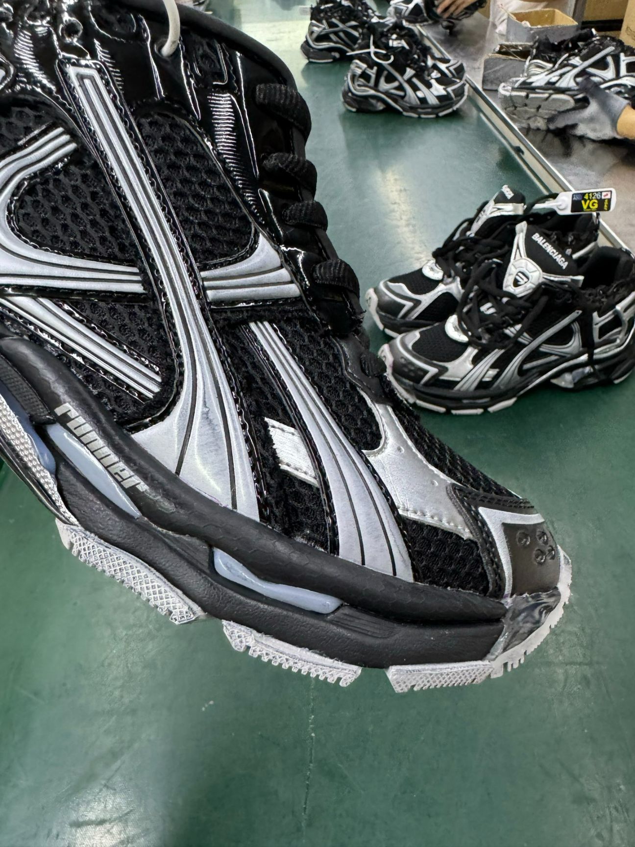 1:1 Replica VG Balenciaga 7 Runner — AAA Quality Replica