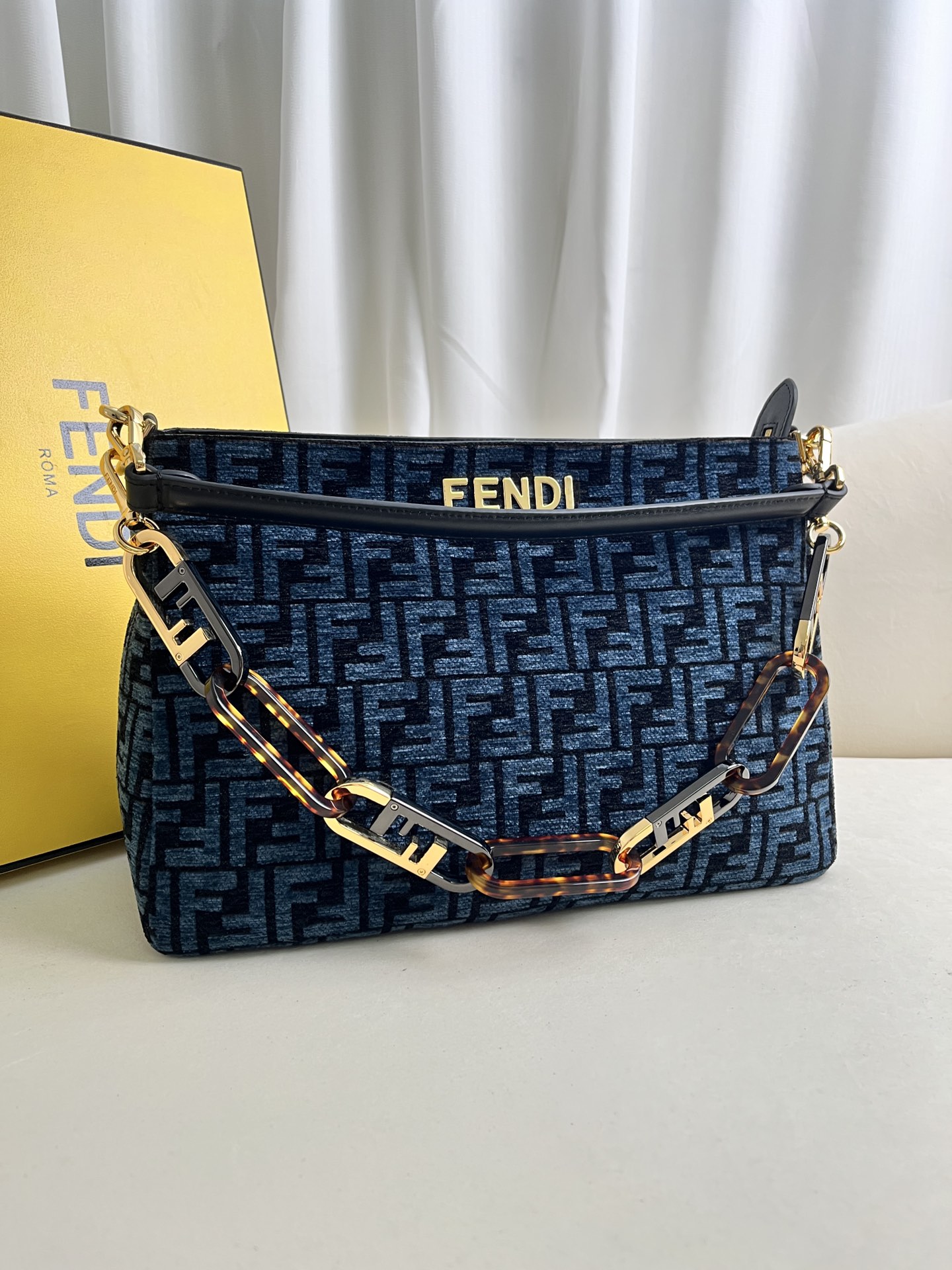 1:1 Replica Fendi bag Premium — AAA Quality Replica