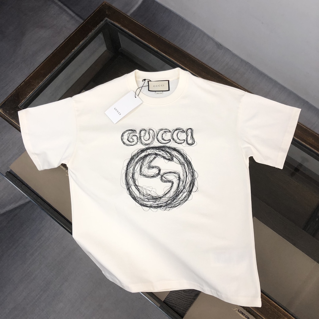 1:1 Replica Gucci men 24ss New T — AAA Quality Replica