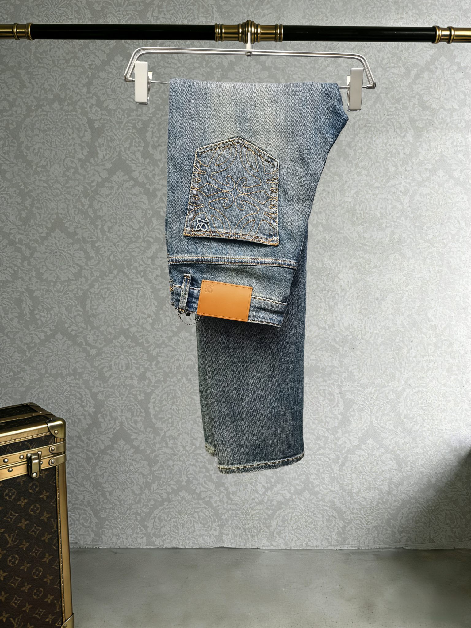 1:1 Replica Loewe men. Spring and summer New — AAA Quality Replica — photo 8
