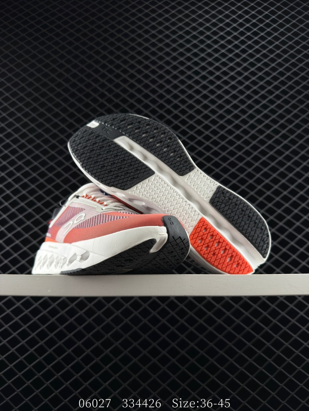 1:1 Replica On Running Cloudsurfer Next On — 1:1 Replica