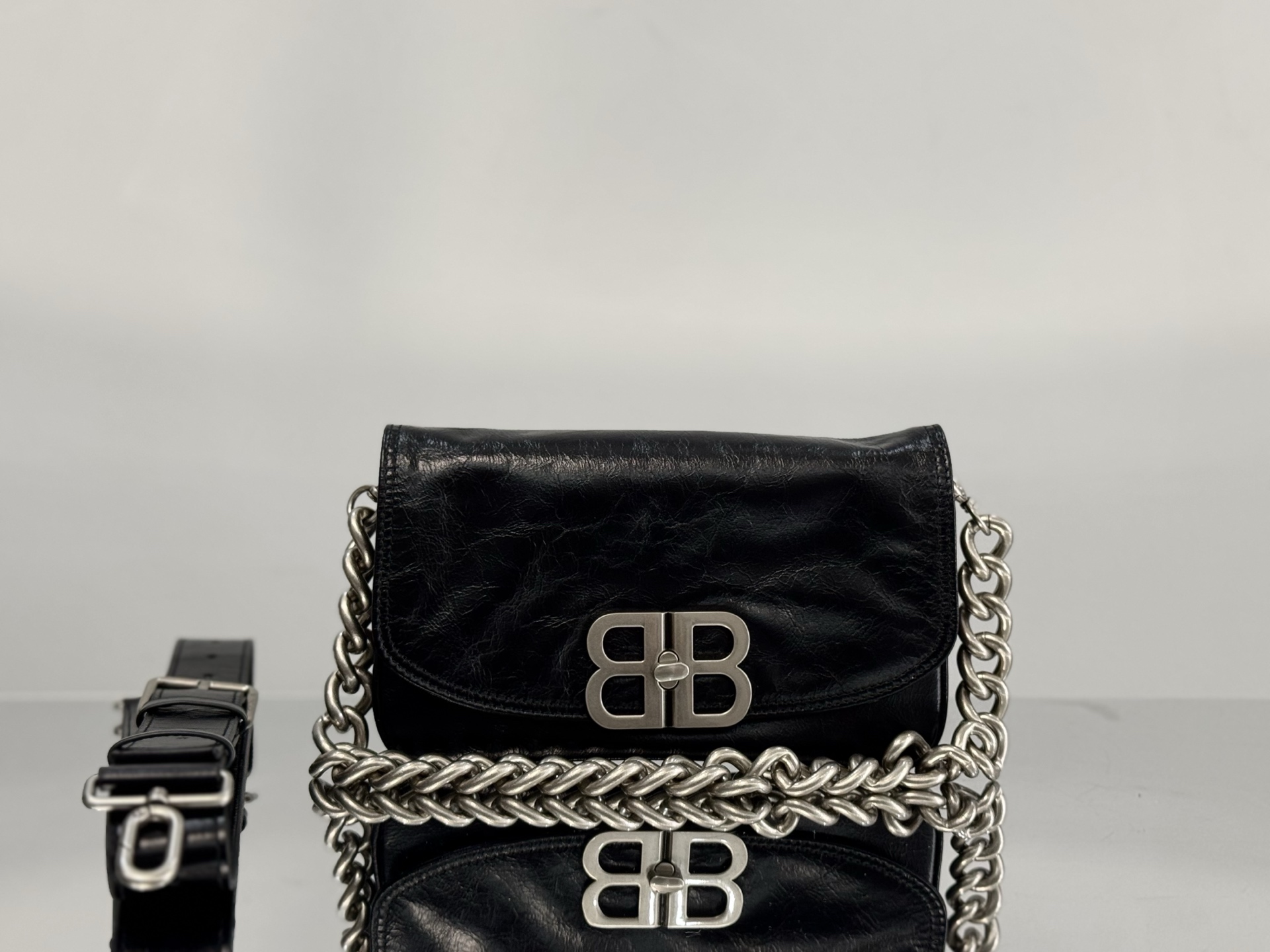 1:1 Replica Balenciaga bag 𝐁𝐚𝐥𝐞𝐧𝐜𝐢𝐚𝐠𝐚 BB Soft — Premium Replica
