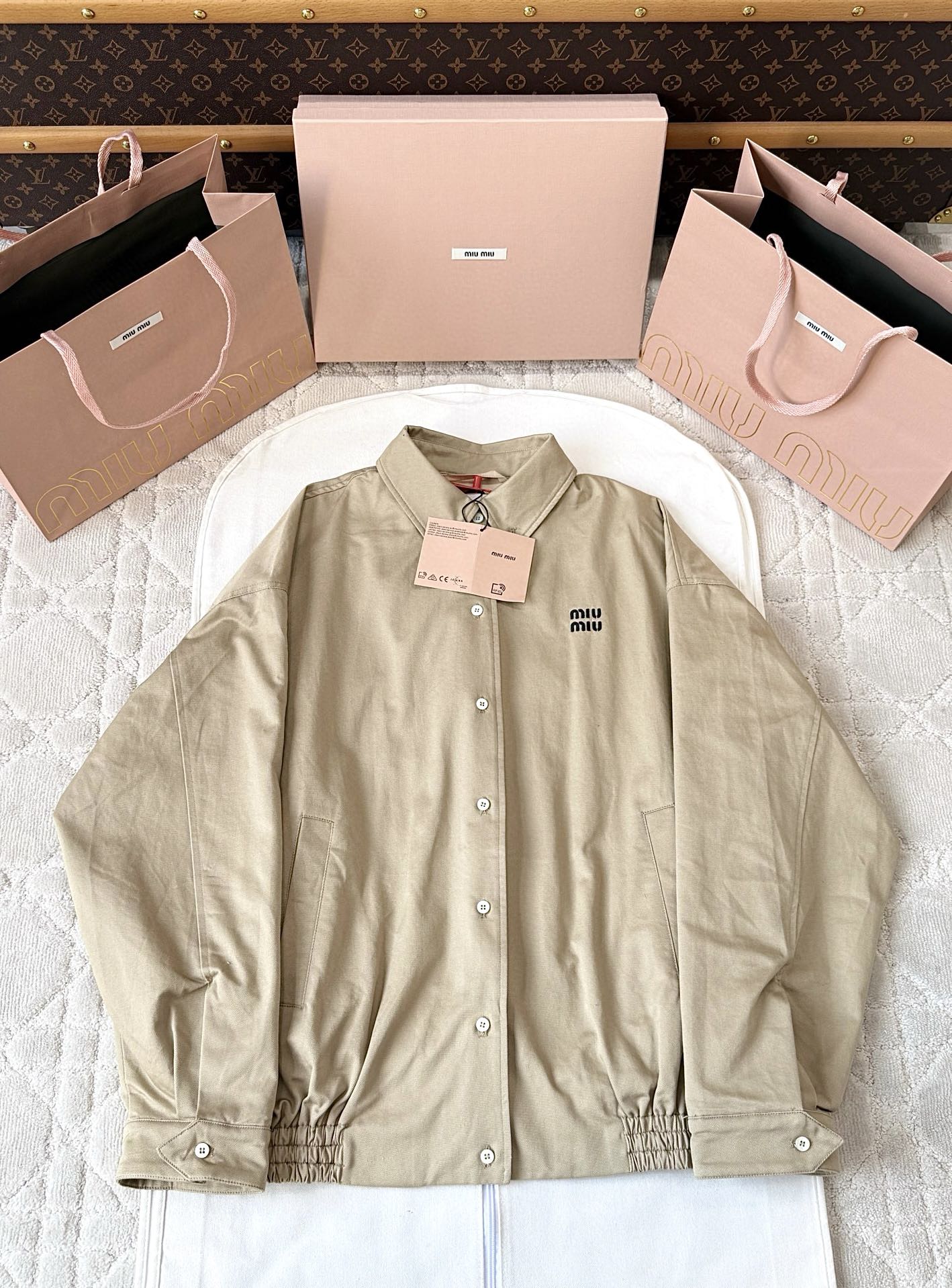 1:1 Replica MIUMIU men Miu embroidered buttoned jacket — AAA Quality Replica