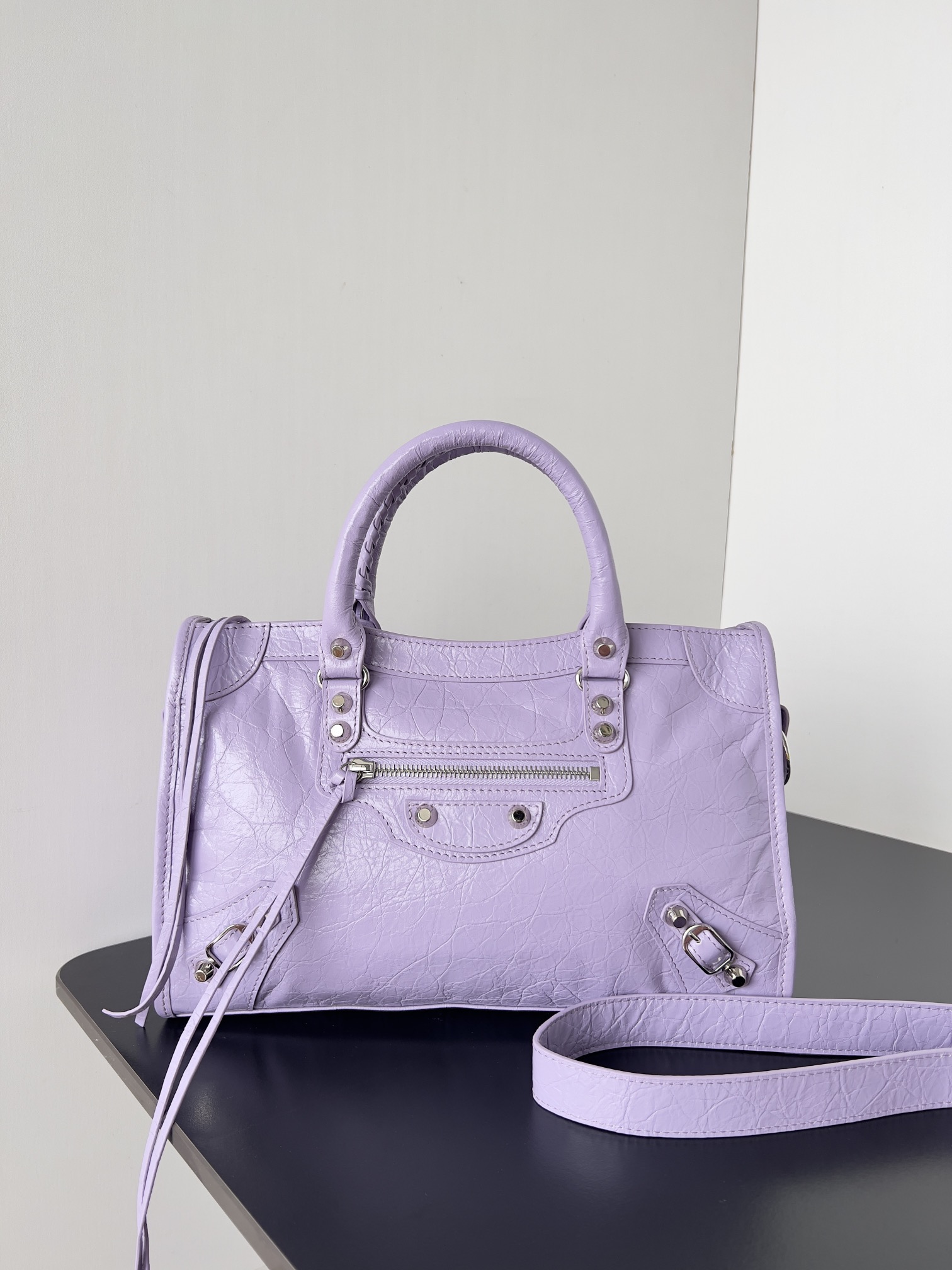 1:1 Replica Balenciaga bag 𝗕𝗔𝗟𝗘𝗡𝗖𝗜𝗔𝗚𝗔*𝗟𝗘 𝗖𝗜𝗧𝗬 — AAA Quality Replica