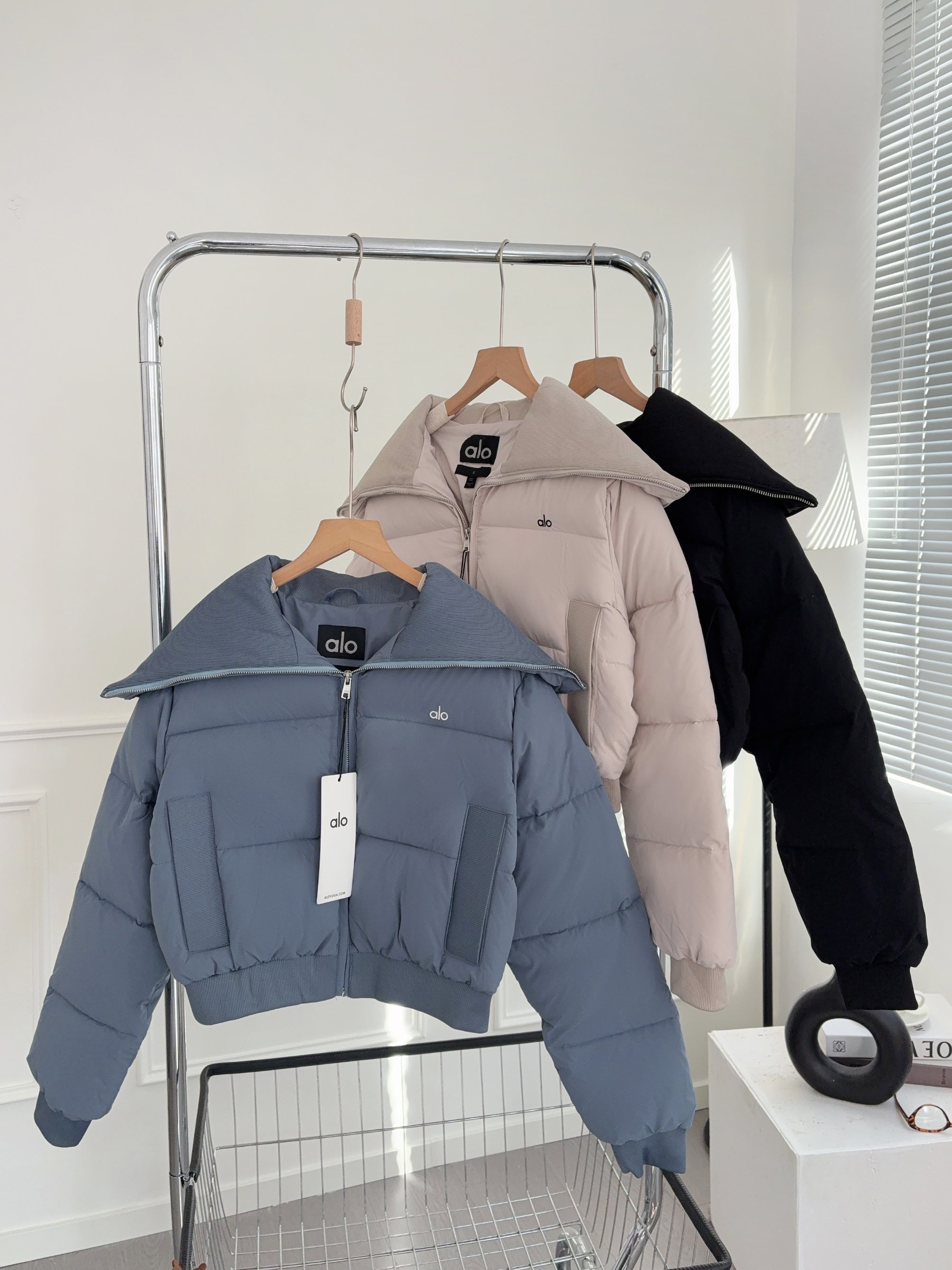 1:1 Replica Alo Jacket Large lapel down jacket — Premium Replica