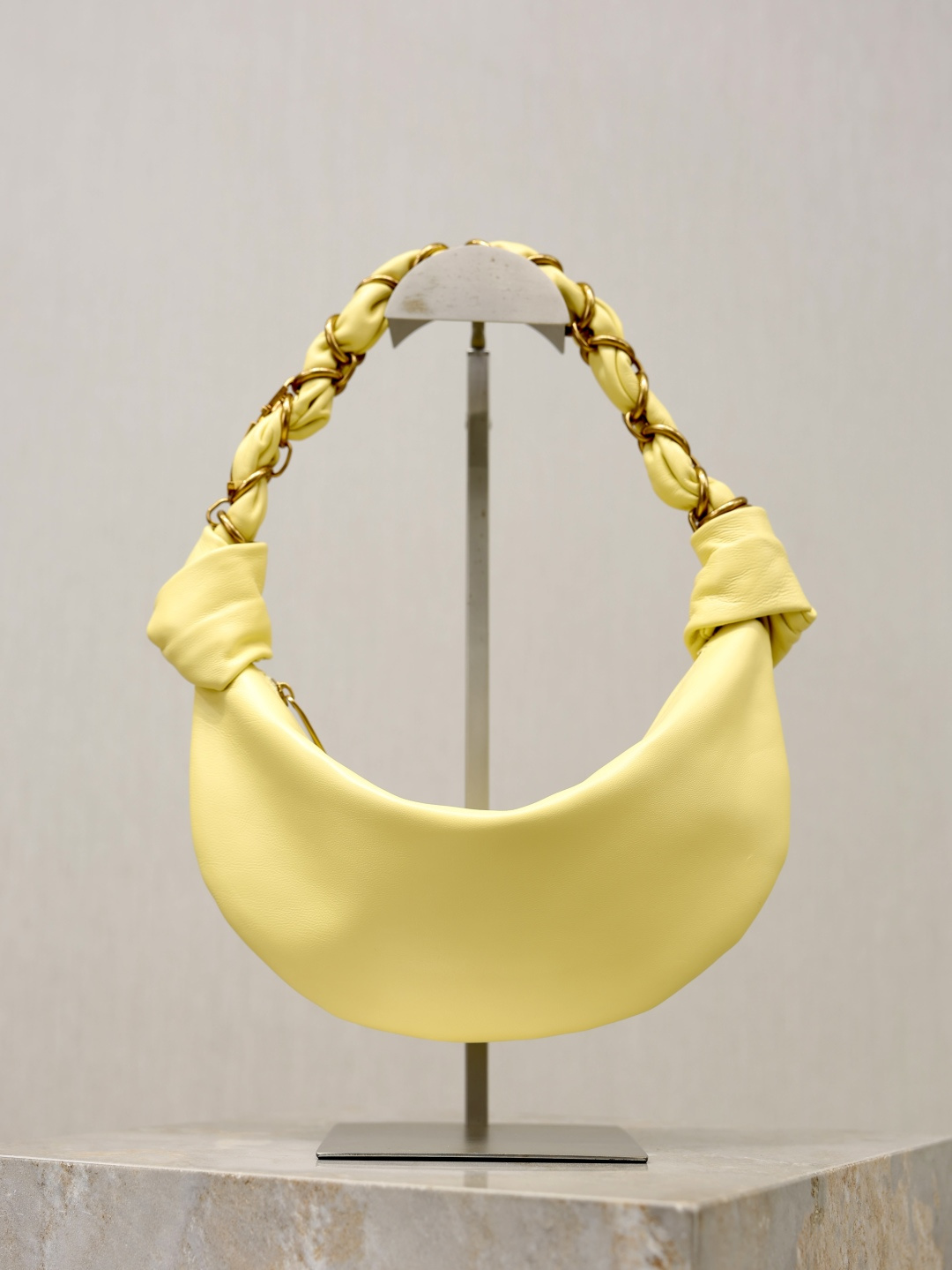 1:1 Replica YSL bag AMALIA Hobo — Premium Replica