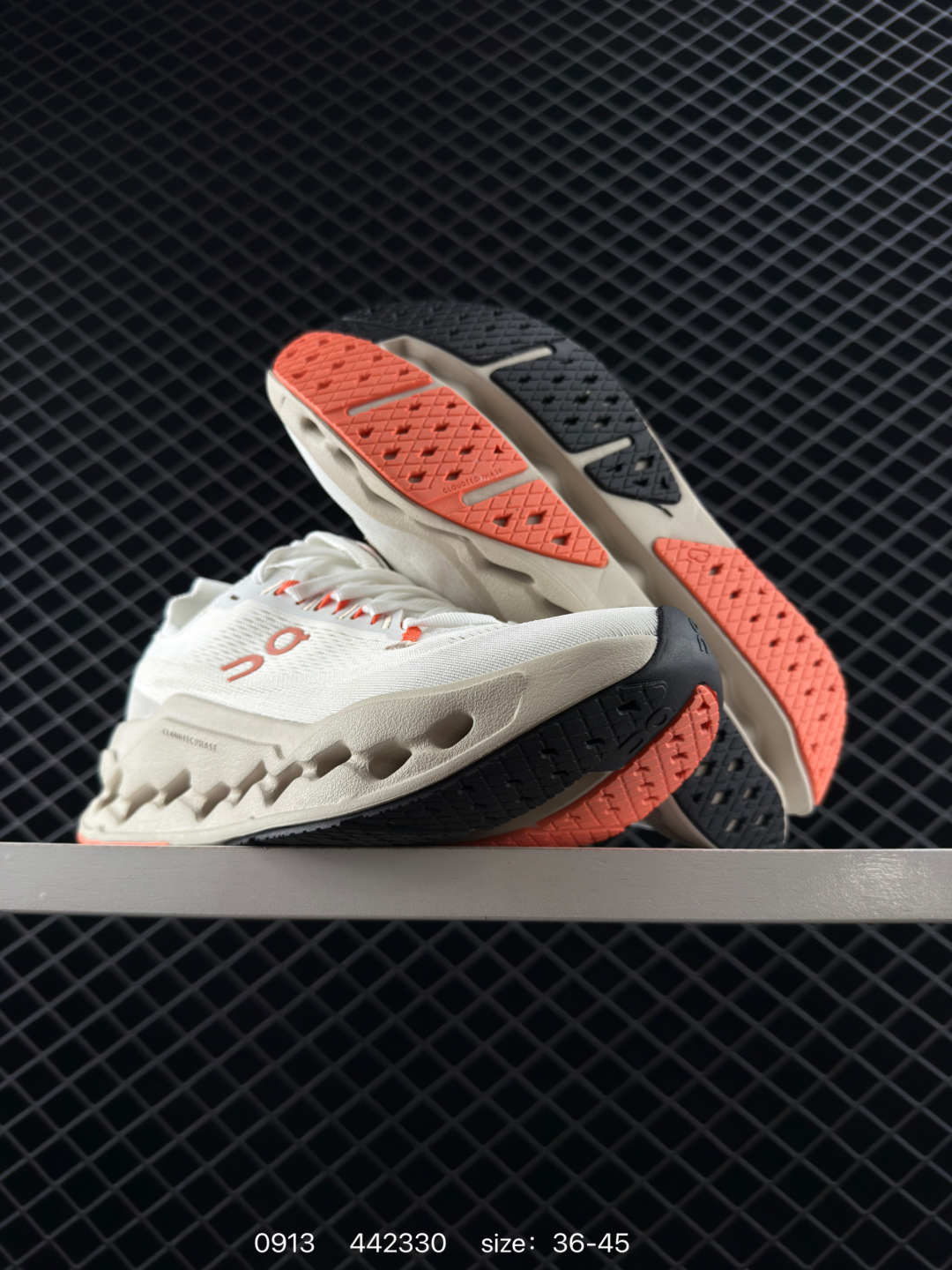 1:1 Replica On Running Cloudsurfer Max On — Premium Replica