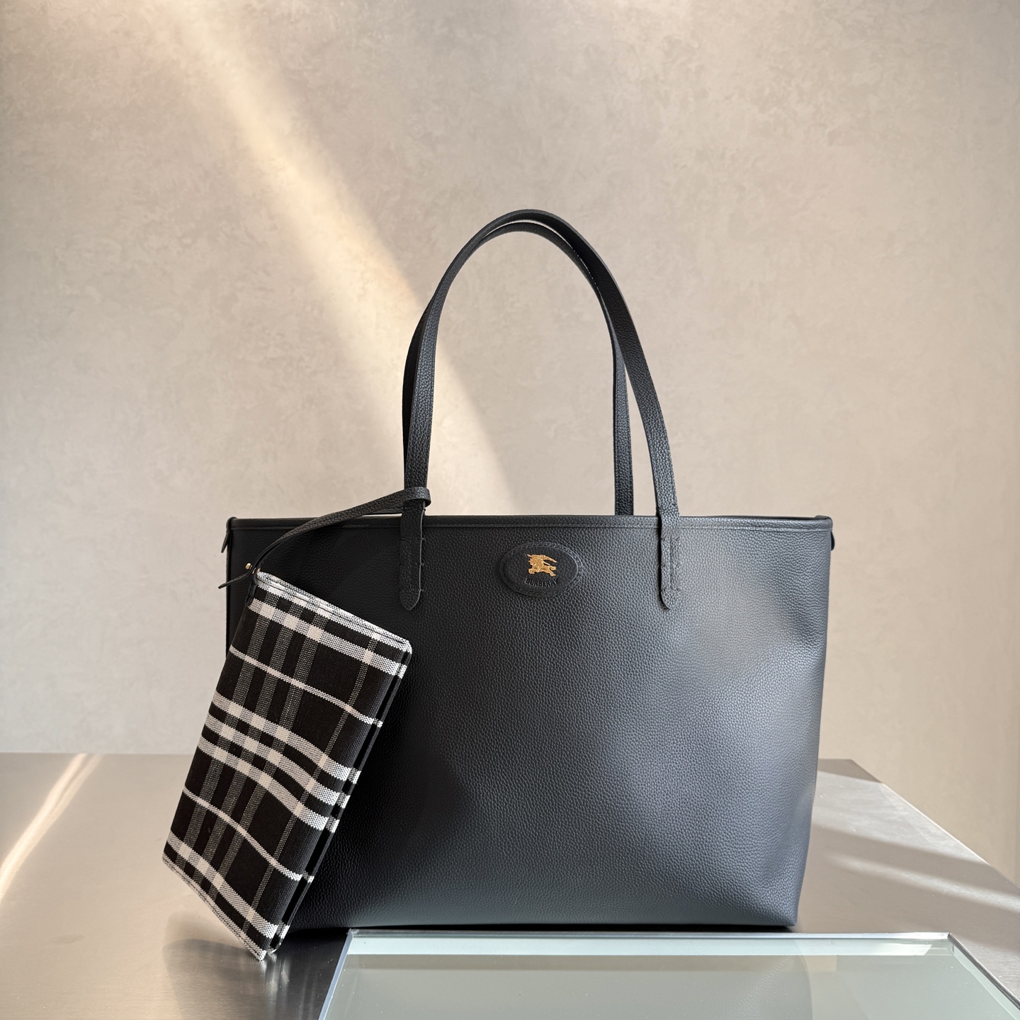 1:1 Replica Burberry bag Untitled — AAA Quality Replica