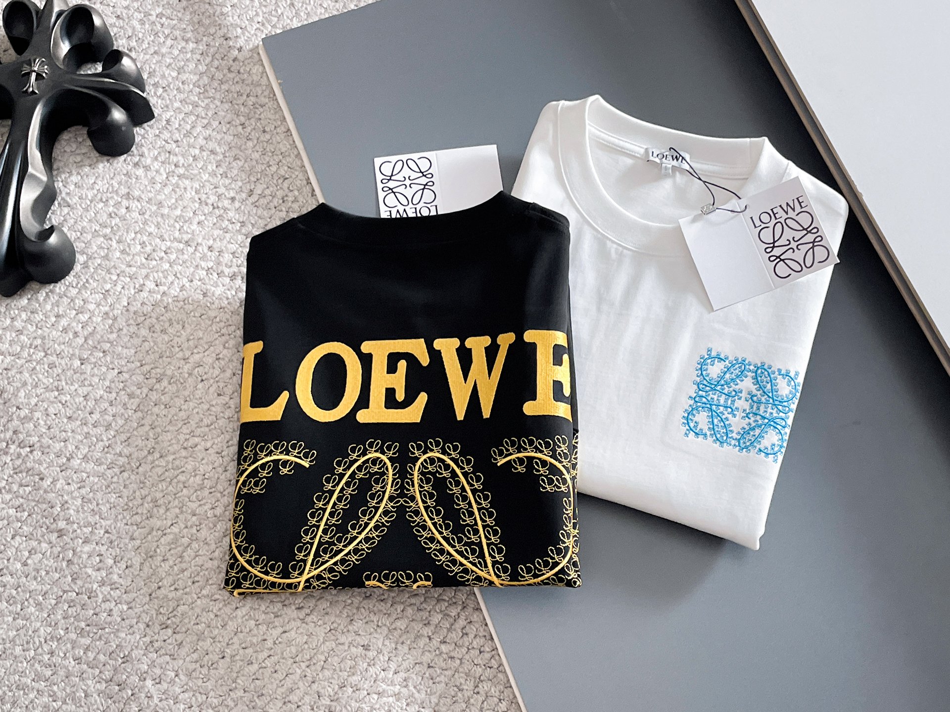 1:1 Replica Loewe men LOEWE 280 Logo＋ — Premium Replica