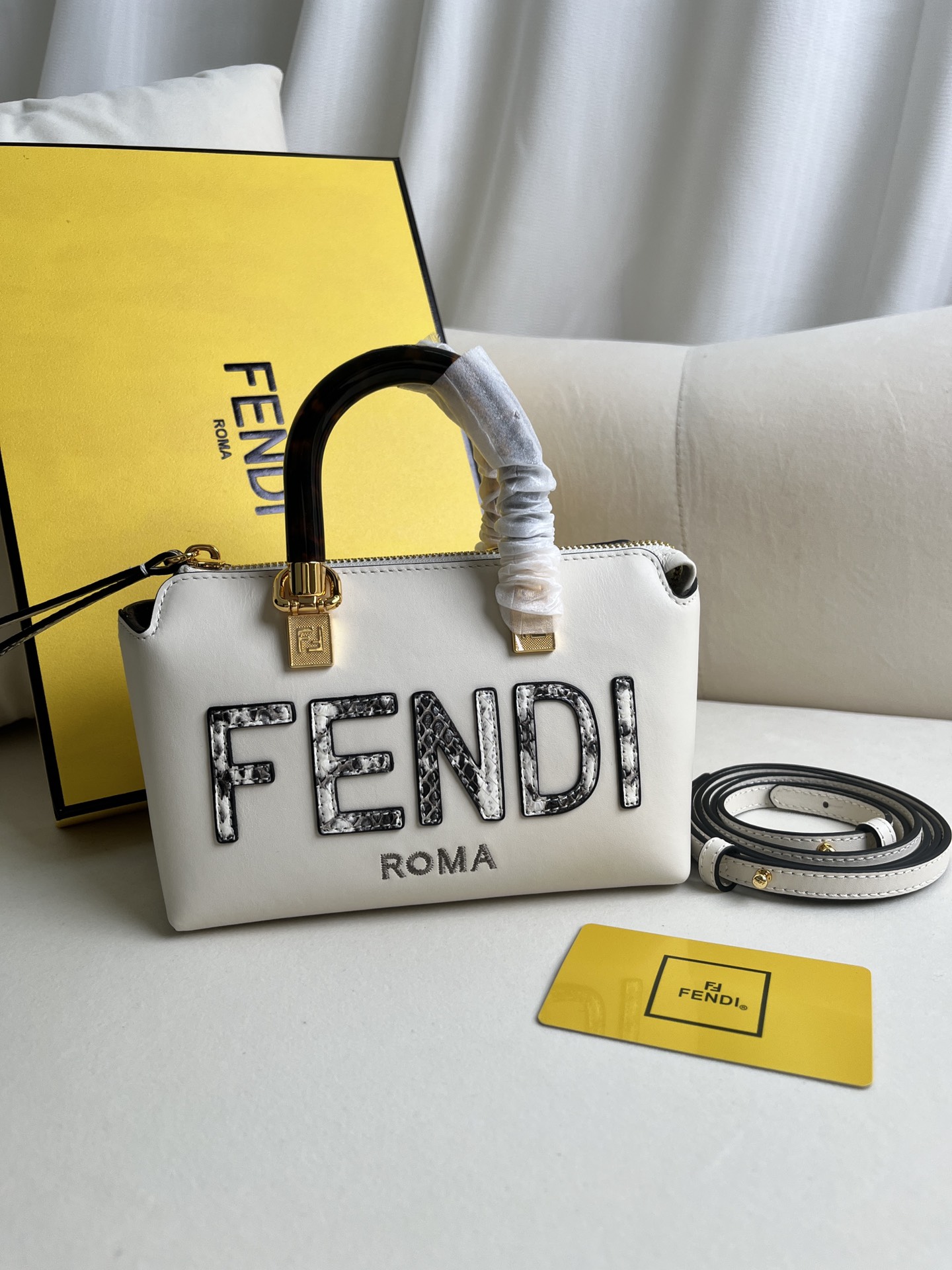 1:1 Replica Fendi bag Premium — AAA Quality Replica