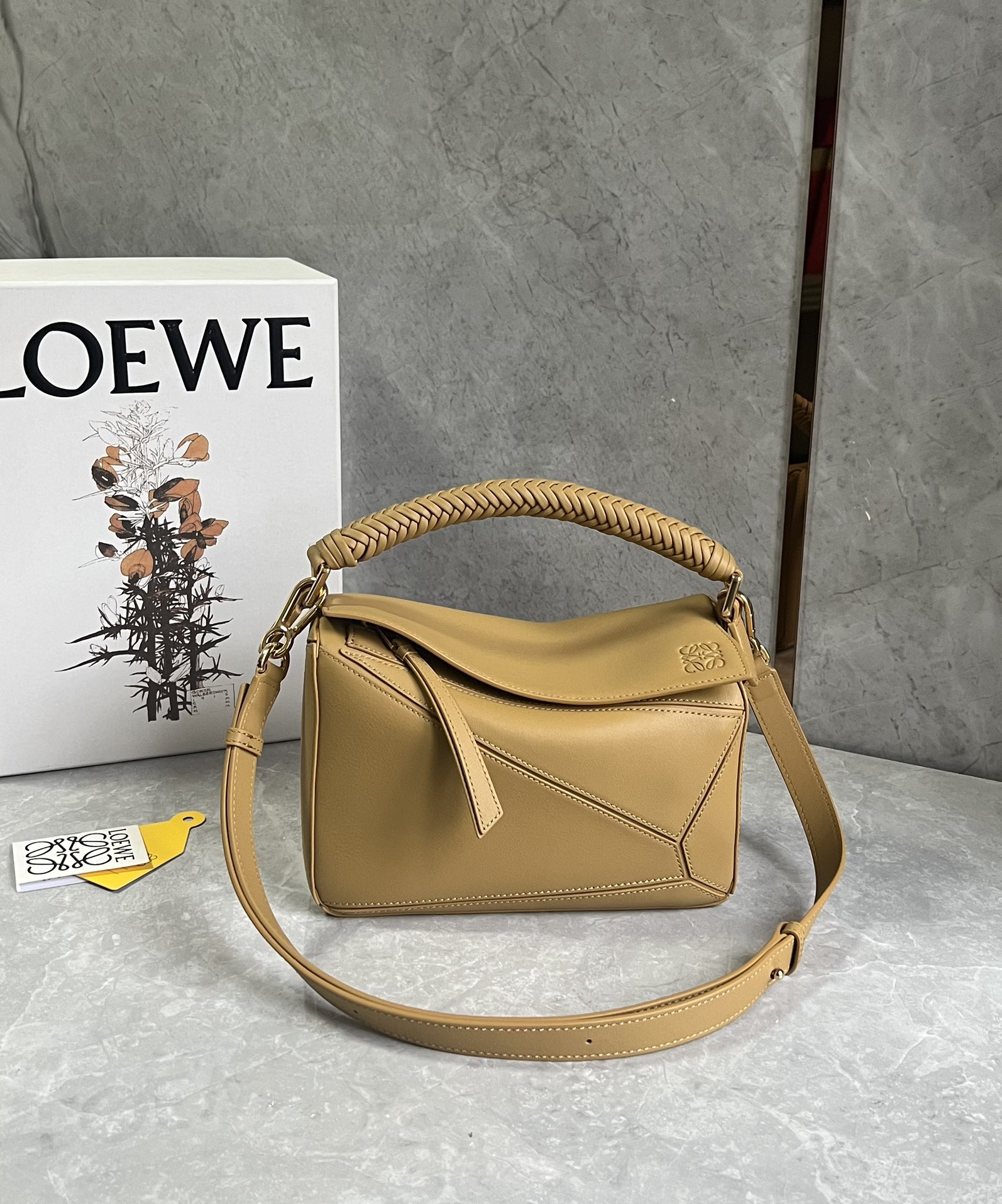 1:1 Replica LOEWE bag ꫛꫀꪝ — Premium Replica